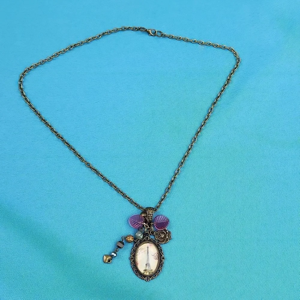 🔹️NWT Bronze Chain & Eiffel Tower, Charms, & Bead Pendant Necklace - Picture 4 of 10